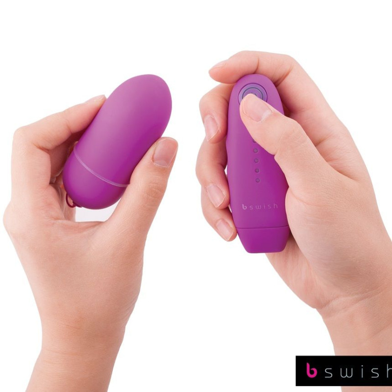 B SWISH - BNAUGHTY UNLEASHED CLASSIC LILAC REMOTE CONTROL 4 