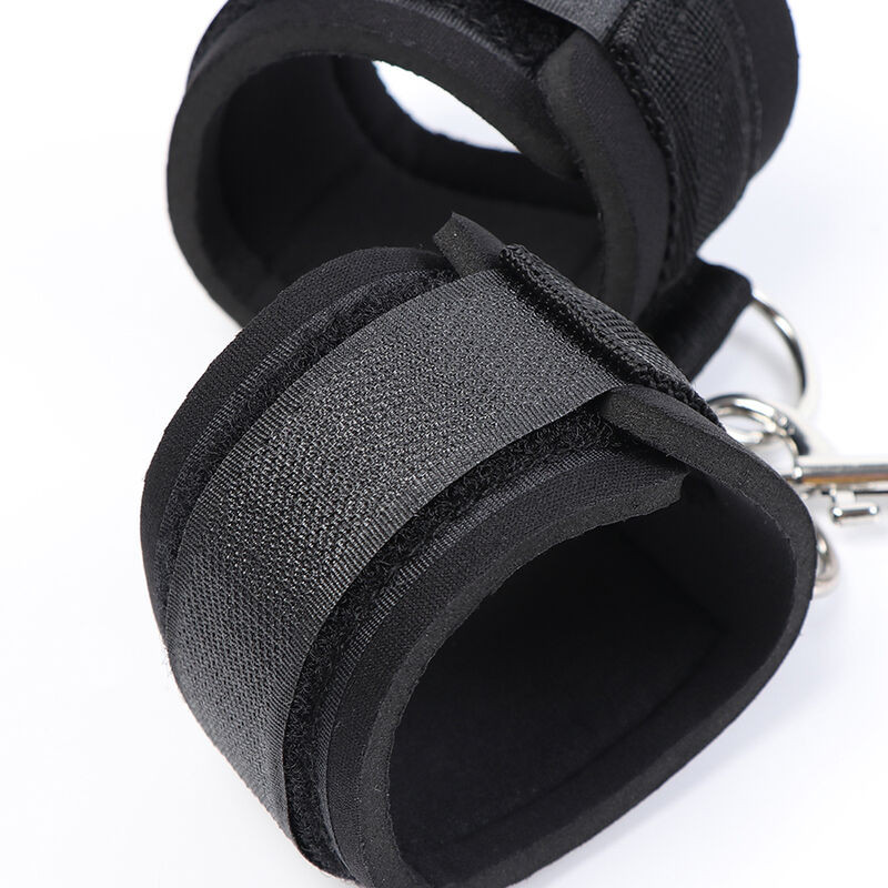 OHMAMA FETISH - FETISH NEOPRENE GAG WITH HAND CUFFS 9 