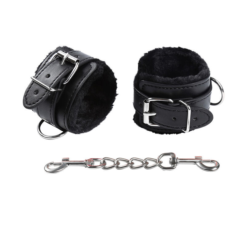 OHMAMA FETISH - FUR LINED WRIST RESTRAINTS 8 