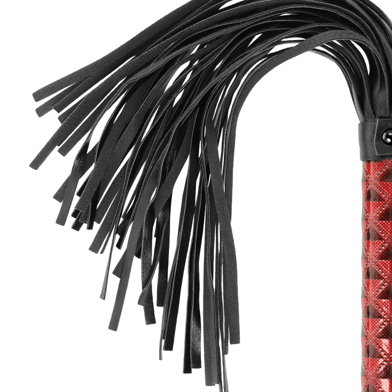 BEGME - RED EDITION VEGAN LEATHER FLOGGER 2 